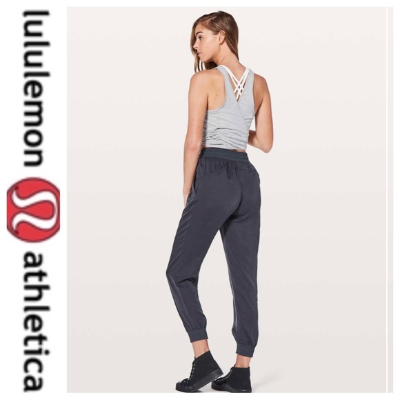 💕SALE💕 Lululemon Green Ease Of Mind Pant - Picture 3 of 9